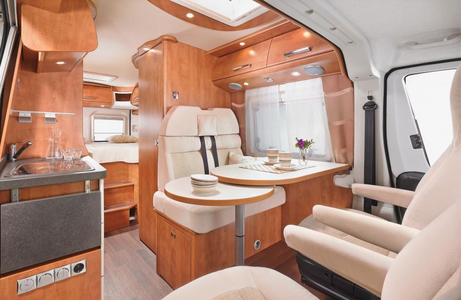 Интерьер Malibu Van 2014 года  (фото 18 из 19)
